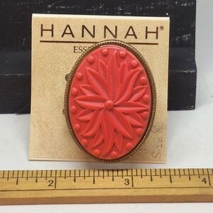 Hannah Essentials Red Foral & Goldtone Elastic ring Size 8